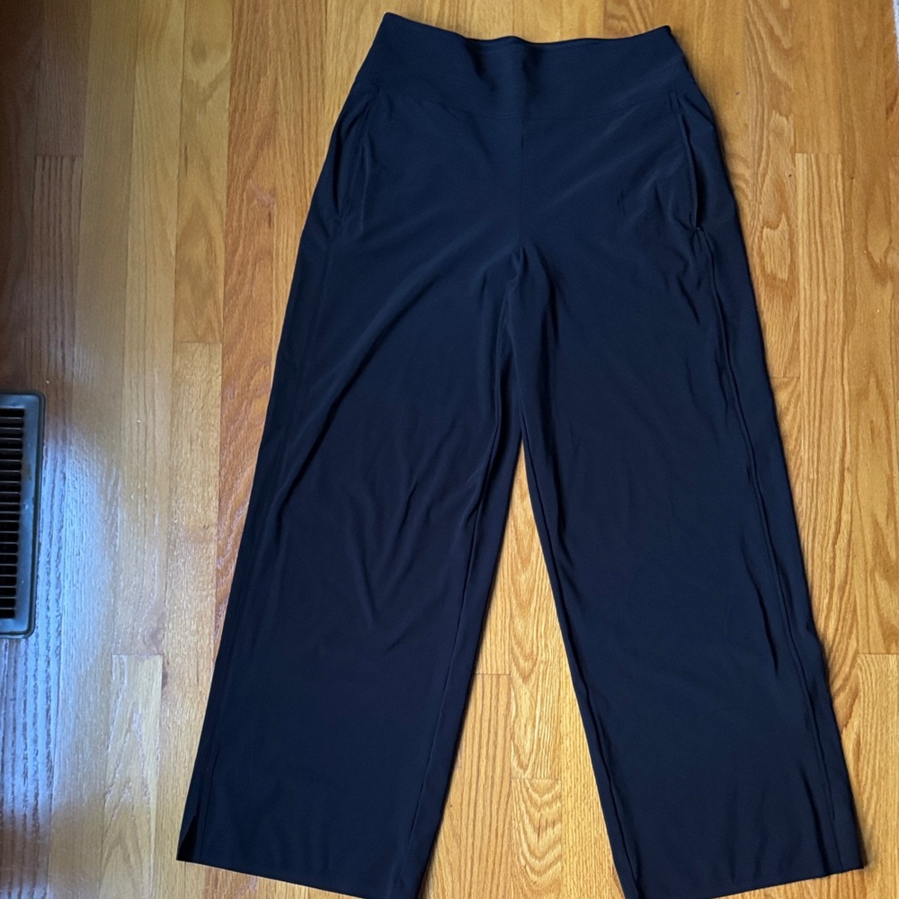 Athleta Cosmic Black Wide Leg Women's Pants size 6